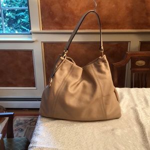 Micheal Kors Nude Handbag